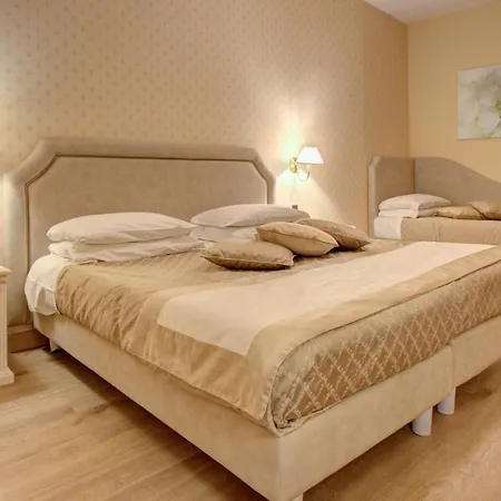 La Hotel Volterra