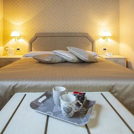 La Hotel