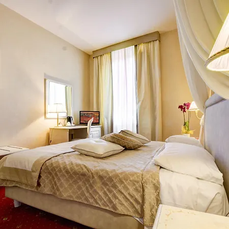 Hotel La 4*