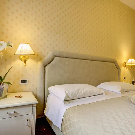 Hotel La 4*