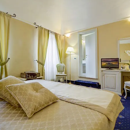 Hotel La 4*